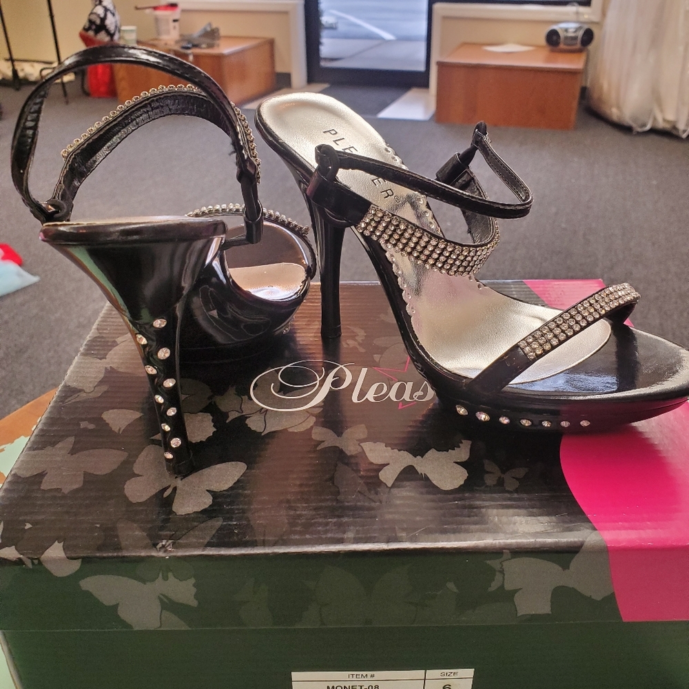 Rhinestone shoes